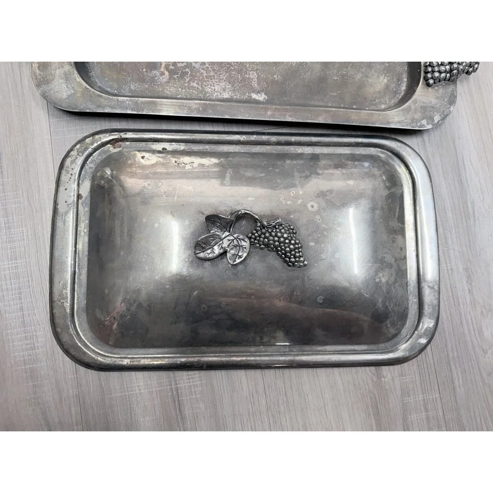 One (1) Godinger Silver-Plated Vintage Serving Tray w/Handles Grape Vine Style